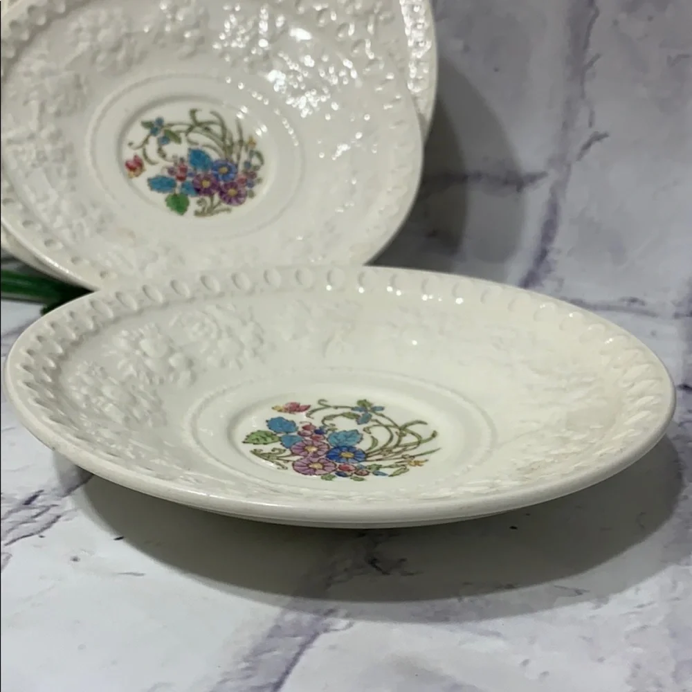 Wedgwood vintage bread